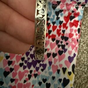 Brighton Silver Bangke Bracket wit Print Bag *NWT*